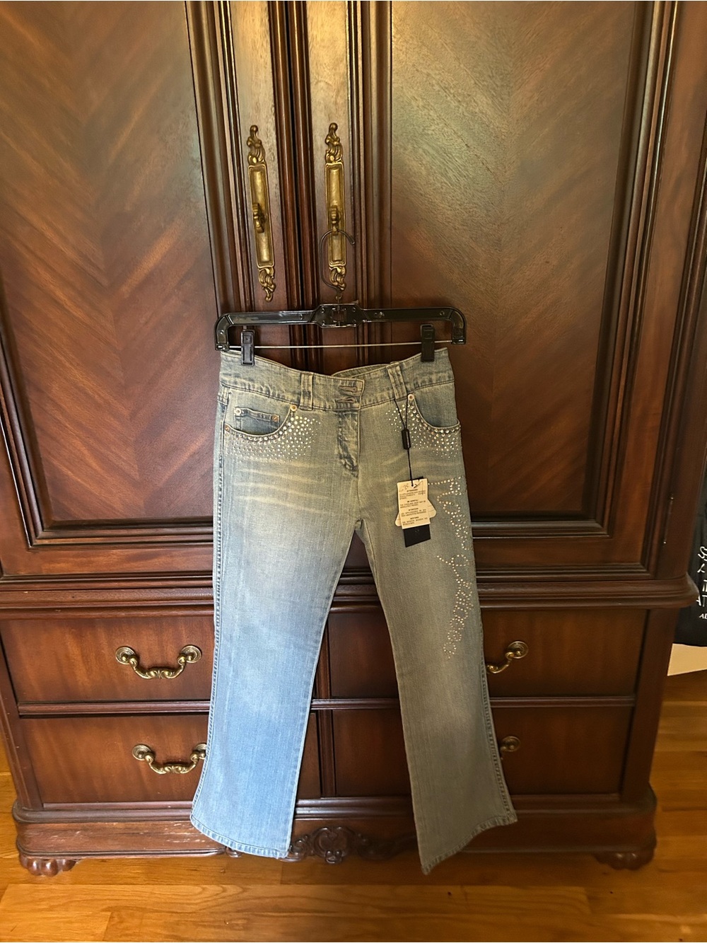 Straight Leg Women's Jeans with Stud Embellishment - Light Blue